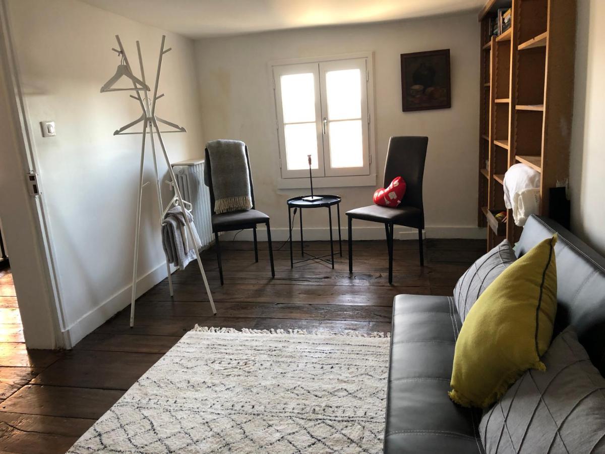 Beautifully Renovated Rooms On Place New York Angoulême Exterior foto