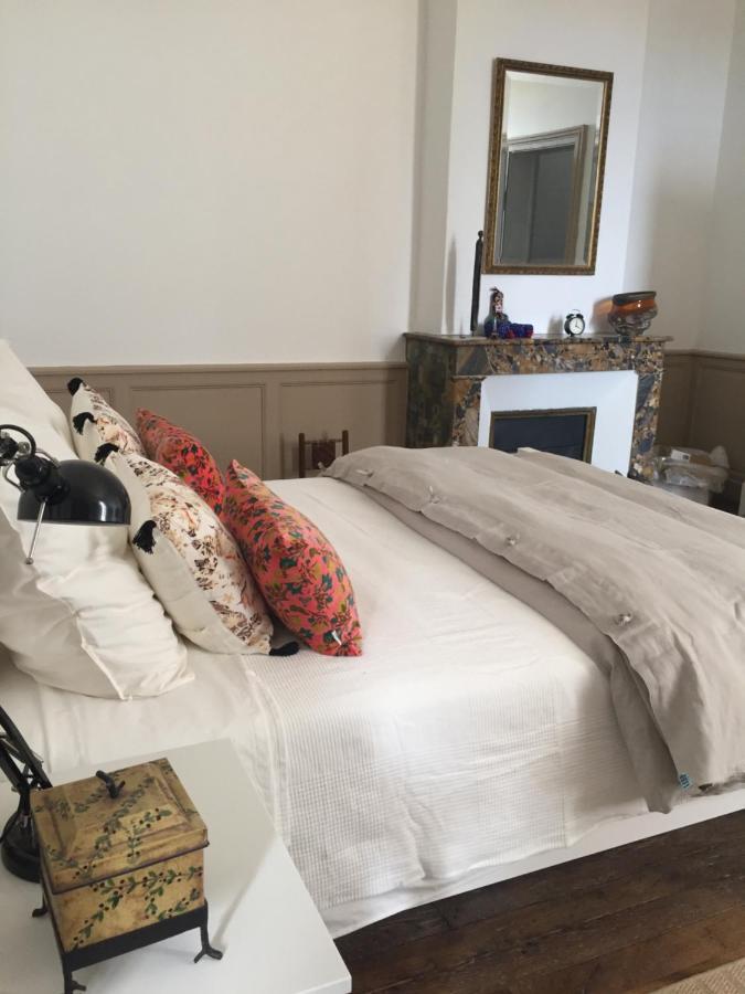 Beautifully Renovated Rooms On Place New York Angoulême Exterior foto